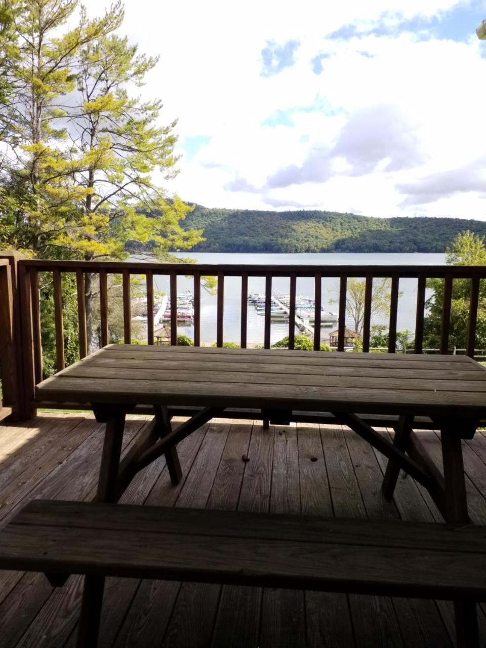 Bayside Inn & Marina Cooperstown Exterior photo